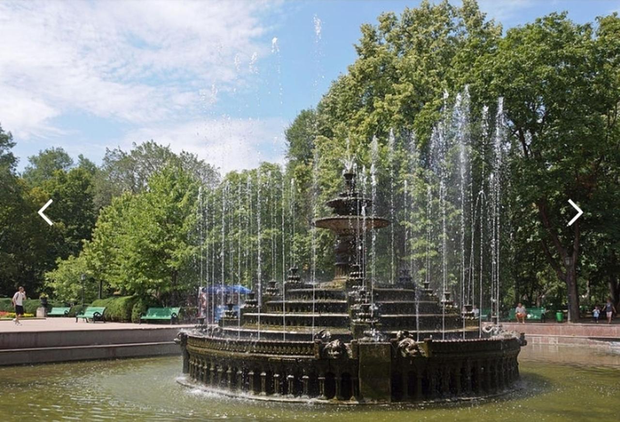 Ultracentral Armeneasca Street Chisinau Bagian luar foto